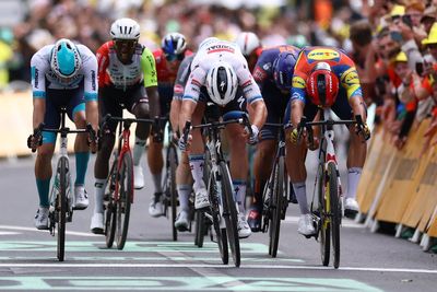 Tour de France live: Stage 3 result and reaction as Tim Merlier sprints to victory on day marred by crashes
