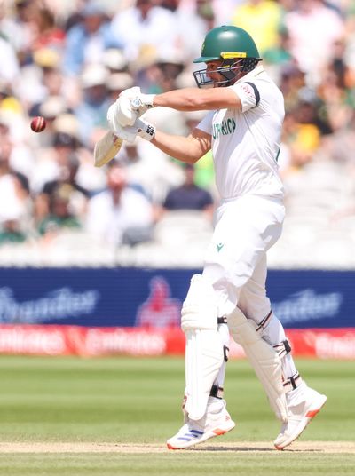 Wiaan Mulder declares 33 runs short of Brian Lara's iconic test record