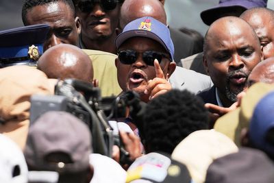 Top South African official accuses police minister of colluding with crime syndicates