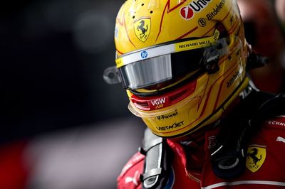 Downbeat Hamilton still struggling with "unbelievably tricky" Ferrari F1 car