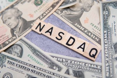 Nasdaq Falls Over 100 Points; Capgemini To Acquire WNS