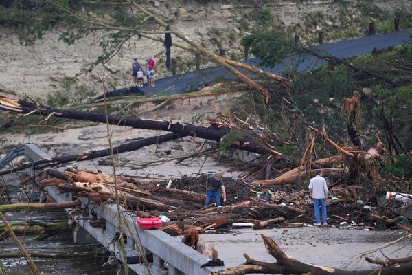 Trump plans to visit Texas later in the week after devastating floods have killed at least 82