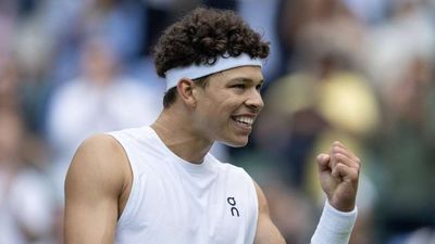 Ben Shelton Gives Sweet Shoutout to His Dad After Winning Intense Wimbledon Match