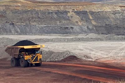 Trump administration weighs new coal sales from public lands in Montana and Wyoming