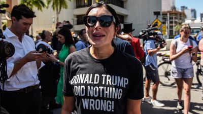 MAGA in disarray: Laura Loomer demands a sacrifice from Trump just as Elon Musk finalizes their divorce