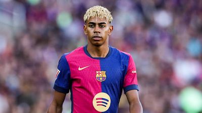 Barcelona Sporting Director Sets Lamine Yamal Challenge After Nico Williams Snub