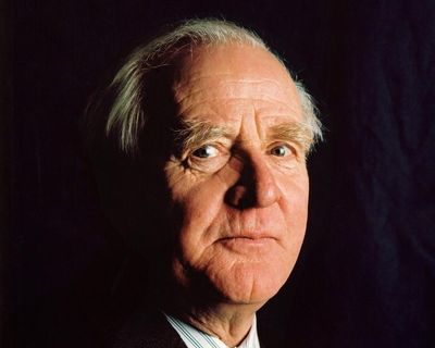 ‘Like an academic’: private papers reveal John le Carré’s attention to detail