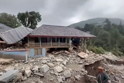 30 people missing and hundreds of homes destroyed as floods strike northern India