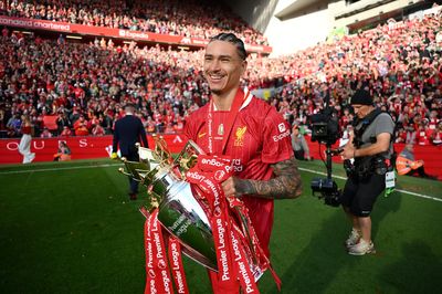 Darwin Nunez: Napoli lodge bid for Liverpool striker as 'green light' given