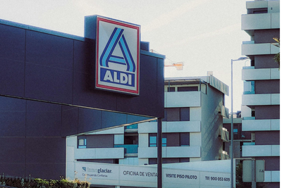 Aldi Storms Grocery Delivery Market with DoorDash Deal: Slashed Prices Leave Rivals Reeling