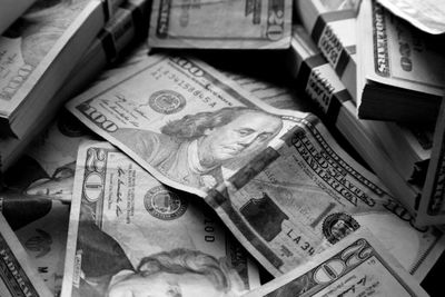 Wall Street's Most Accurate Analysts Spotlight On 3 Tech Stocks Delivering High-Dividend Yields