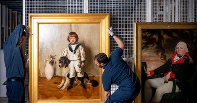 Billionaire donates 16 paintings to Paisley Museum in memory of 'proud Scot' husband
