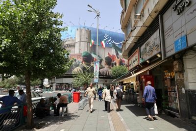 Some Europeans Still Travel To Iran, Ignoring Dire Warnings