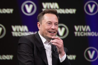 Elon Musk Has 4 Kids With Neuralink Exec Via IVF — Choosing Him Over Random Donor Was Easy Because 'There's No One I Admire and Respect More'