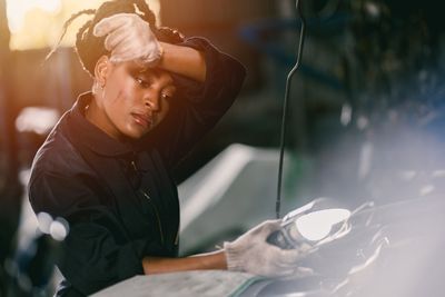 No Degree, No Inheritance, No Safety Net—Just Grit. This Millennial Escaped Generational Poverty And Wants Others To Know They Can Too