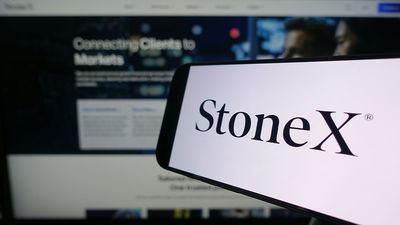 Brokerage Firm StoneX Poised To Hit New Buy Point Amid 44% Advance
