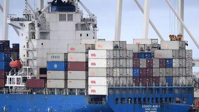 Aussie dollar, iron ore threatened as tariff war grows