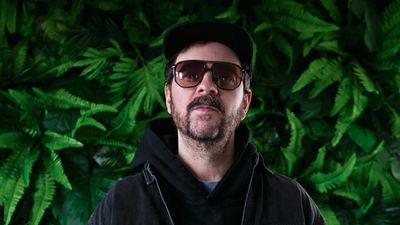 "I was just lying in bed, and my wife came in and said I was blue": Shuyler Jansen on near-death experience, broken ribs and Elton John's piano