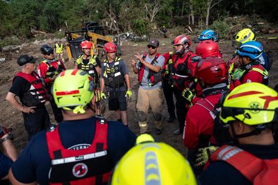 Firefighters from Mexico aid Texas flood search and rescue: ‘There are no borders’