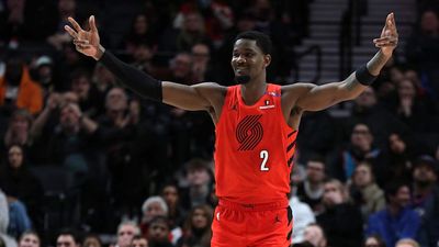 Deandre Ayton Explains Why He Wanted to Leave Trail Blazers for Lakers
