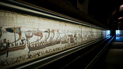 The Bayeux Tapestry to be displayed in UK for first time in nearly 1,000 years
