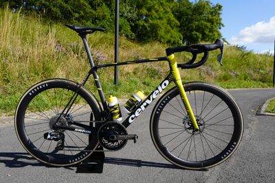 First look at unreleased Cervelo R5 - Visma's not-so-secret new weapon for the mountains