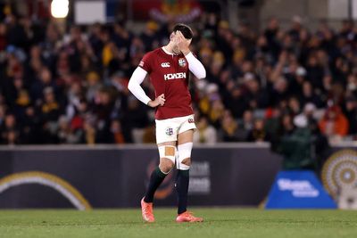 Blair Kinghorn set for scan on knee injury as Lions’ full-back frets grow
