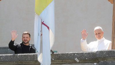 Zelenskyy and Pope Leo XIV suggest Vatican as venue for Ukraine peace talks