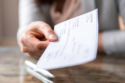 Grant Cardone Explains Why 40% Of People Who Earn $250,000 Per Year Still Live On Paychecks: 'They Spent Money They Shouldn't Have Spent'