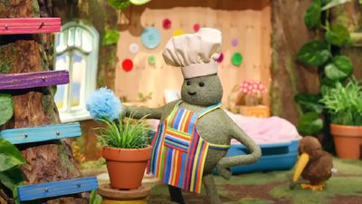 After That Viral Tiny Chef Video, I Decided To Check Out The Show, And Oh My God