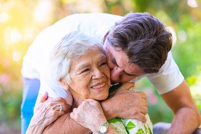 Mom Needs a Nursing Home. Should I Spend Down Her Assets So She Qualifies for Medicaid?