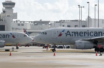 Snooping Passenger Sparks Bomb Scare After Misinterpreting Seatmate's Texts Mid-Flight