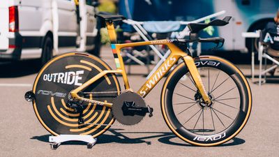 Monster all-carbon chainring and custom bars among the smörgåsbord of bling on Remco Evenepoel's stage winning time trial bike