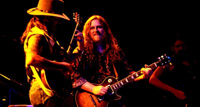 “From the very beginning, they never asked me to play more like Duane”: Warren Haynes on what Gregg Allman and Dickey Betts told him when he joined the Allman Brothers Band
