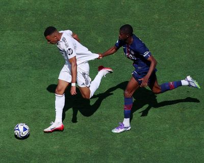 Mbappé gets stuck in Dembélé’s shadow in Real Madrid’s shapeless shambles