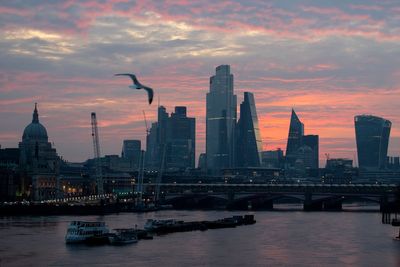 City Corporation says UK urgently needs 'one stop' investment hub for financial services