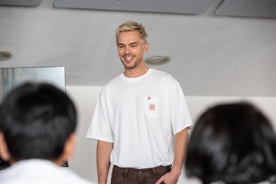 Superman star Nicholas Hoult surprises children at arts centre in east London