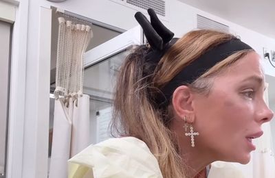 Kate Beckinsale shares video of her tearing up as she sang to her mother in hospital