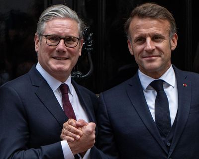 Starmer and Macron to announce ‘one in, one out’ migration deal