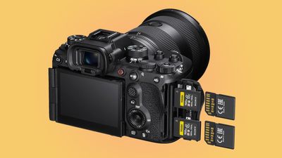Sony’s new CFexpress cards are made for 8K and uncompressed RAW with impressive 1700 MB/s write speeds
