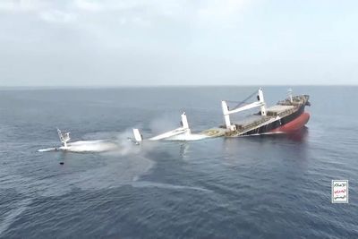 Video: Houthi rebels sink cargo ship Eternity C in Red Sea