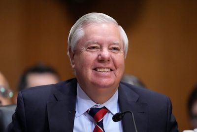 Despite Trump endorsement, Lindsey Graham faces daunting challenge to reclaim his Senate seat