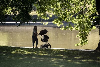 Yellow heat health alert extended to all of England as temperatures soar