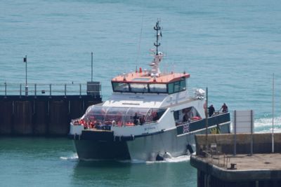 Channel crossings continue amid crunch talks with France over migrant returns deal
