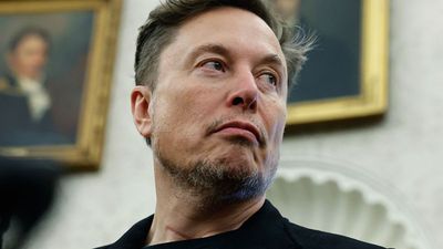 Trump takes his Elon Musk revenge fest to the next step as he brings back Tesla’s former nemesis