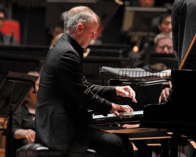 Schubert: Piano Sonata in A major, D959; Moments Musicaux album review – grandeur and grace from Steven Osborne