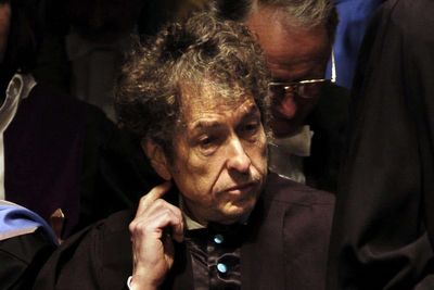Bob Dylan to return to UK and Ireland for 13-date tour