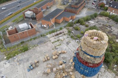 Police will not assist in removal of contentious bonfire in Belfast