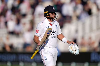 Joe Root unbeaten on 99 as England dig in on opening day of third Test