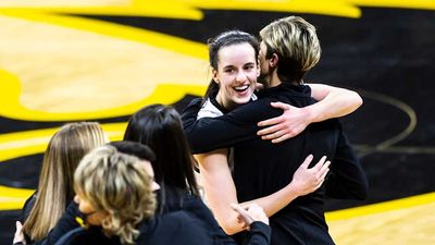 Ex-Iowa Coach Shares Special Reason Why Caitlin Clark’s Teammates Wanted to Protect Her